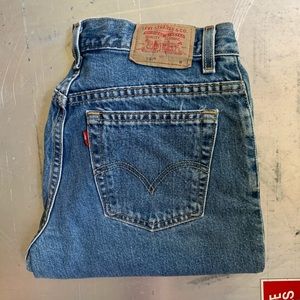 Vintage Levi’s 550 High Waisted Jeans